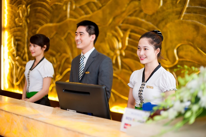 Khóa học nghiệp vụ lễ tân khách sạn - Lễ tân văn phòng